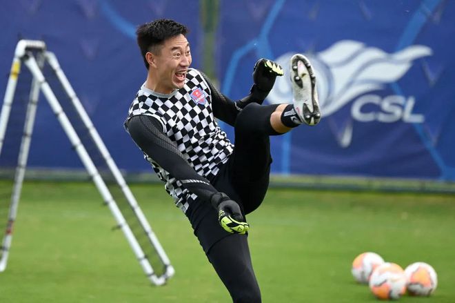 战术调整成功！主帅高瞻远瞩，球队取得胜利的简单介绍