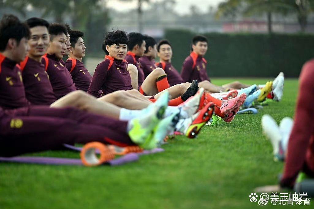 包含球队备战赛事加强训练，力求保持状态的词条