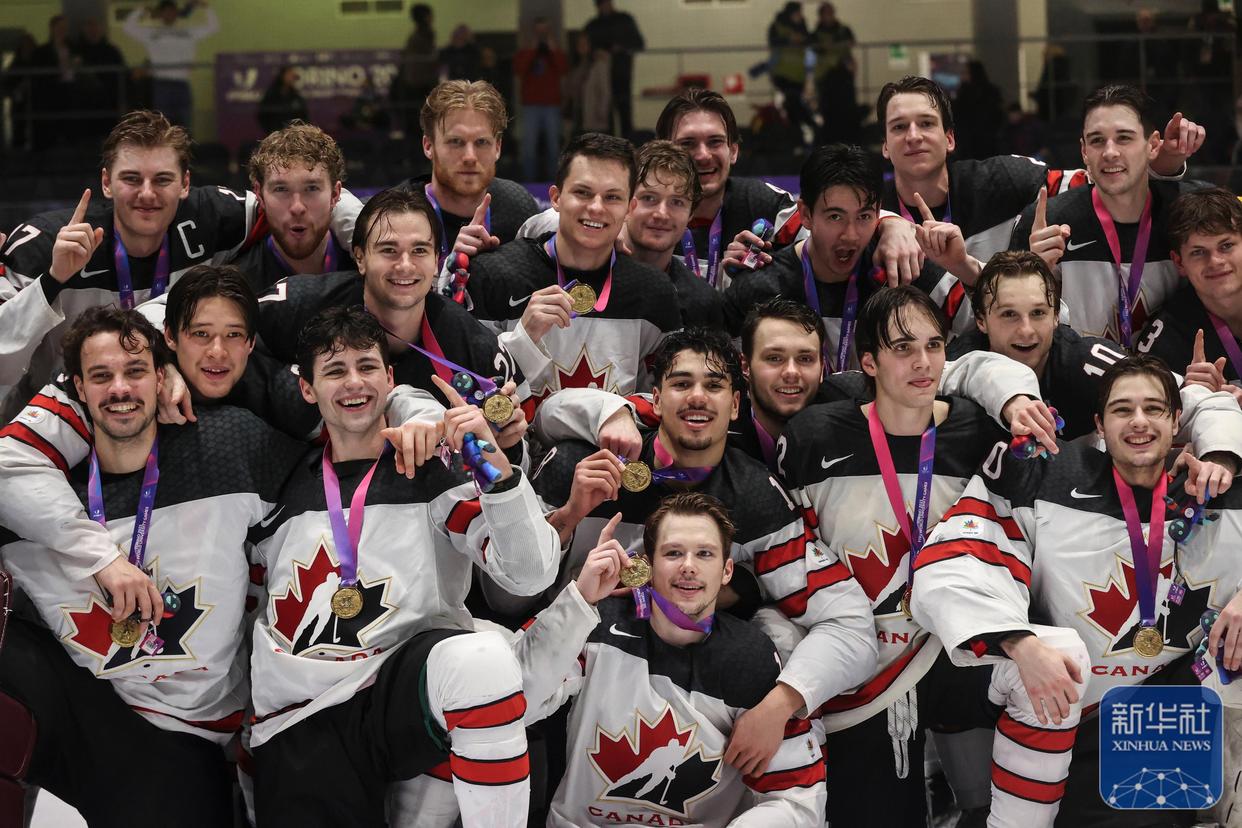 加拿大滑雪选手勇夺第一，实现突破性进步