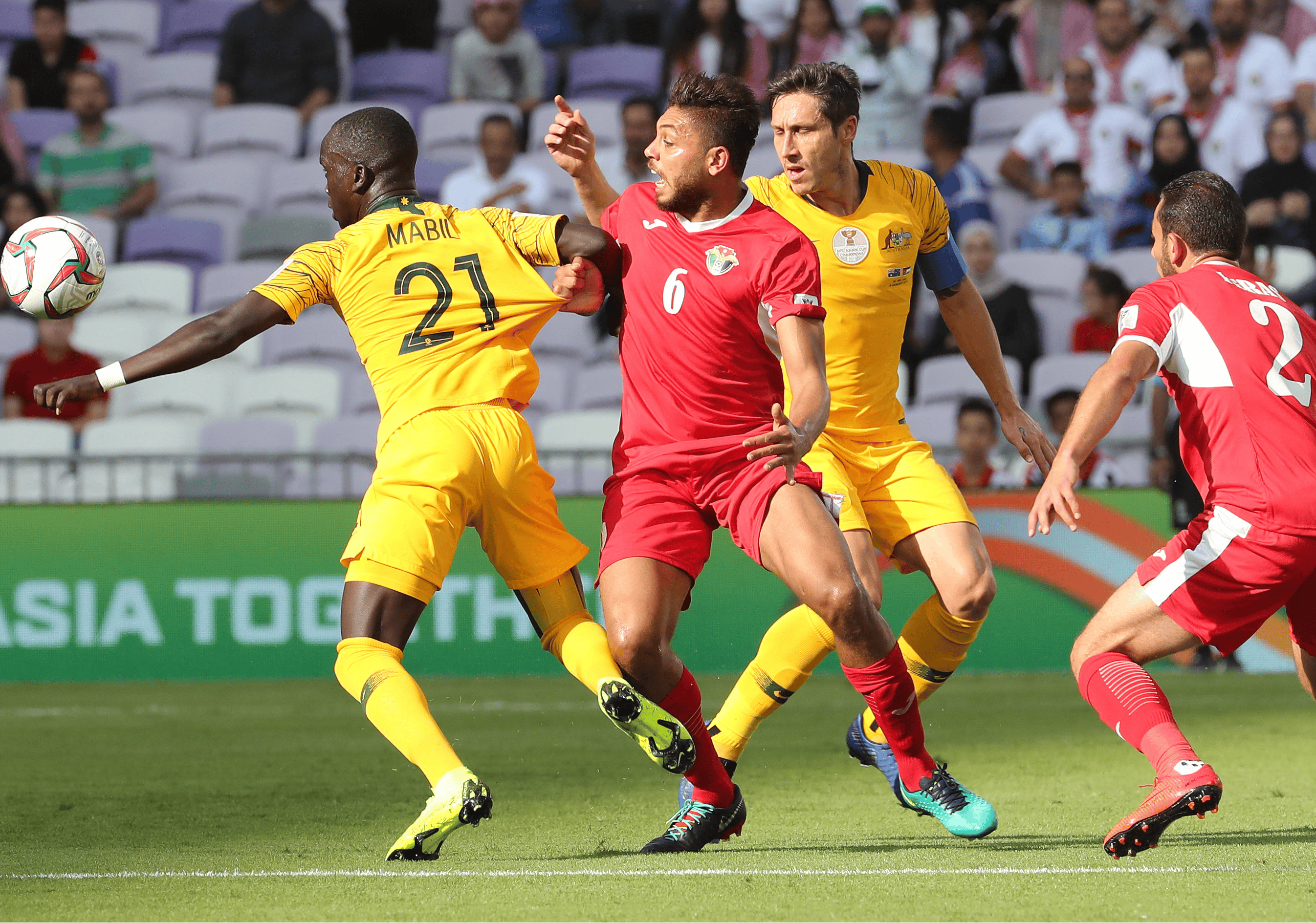 澳大利亚队在尼日利亚队比赛中取得胜利