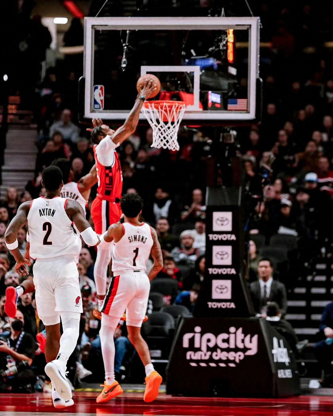 关于开拓者遭遇伤病潮，胜率急剧下降的信息