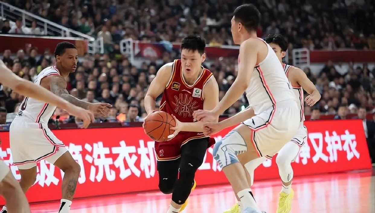 开云体育入口-山西男篮突然爆发，引人瞩目