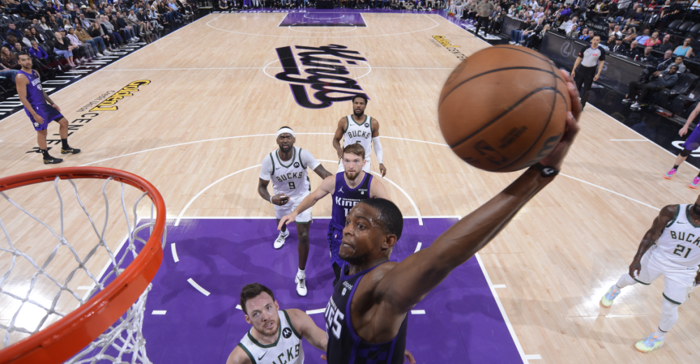 开云体育入口-雄鹿险胜国王取得胜利