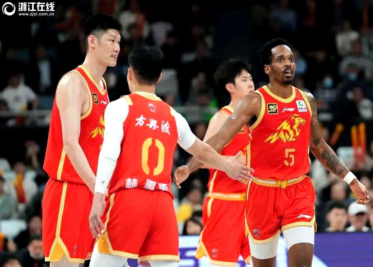 开云平台-CBA热度飙升，网友热议不断