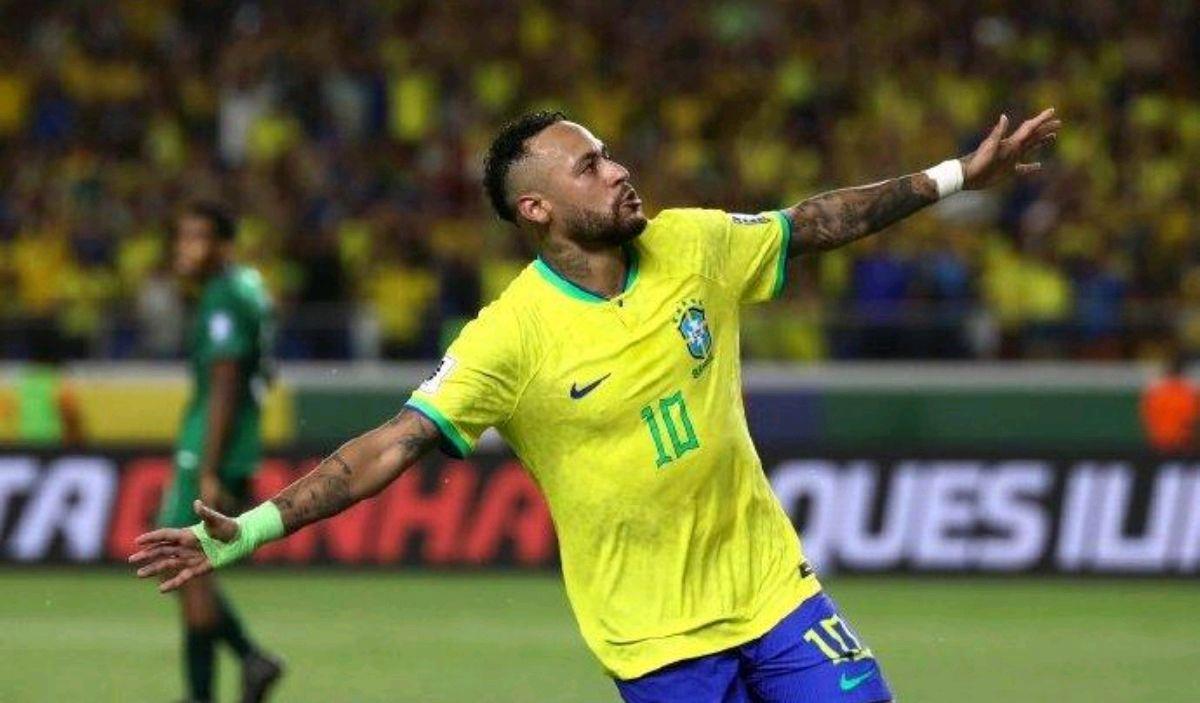 巴西险胜波兰，内马尔状态火热