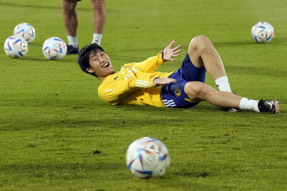 富安健洋爆发，冰岛横扫皇家社会